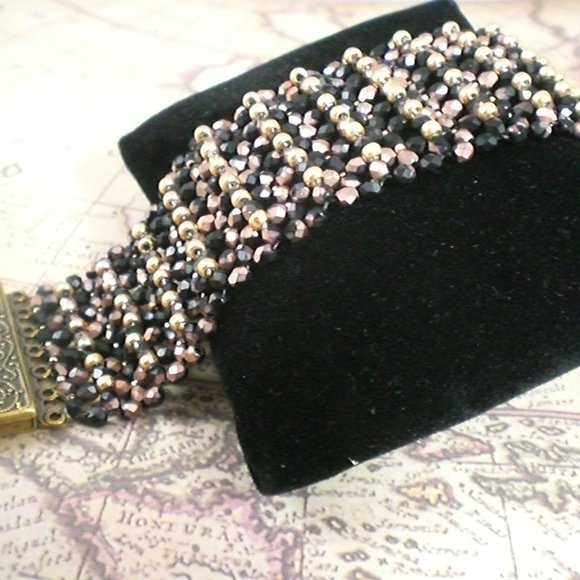 Stubble Cuff Brancelet - Picture 5 of 6